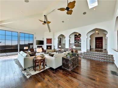 Sweeping Pacific Views malibu Luxury Home